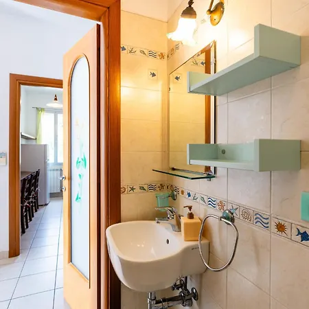 Belvedere Blu By Interhome Apartamento Alassio